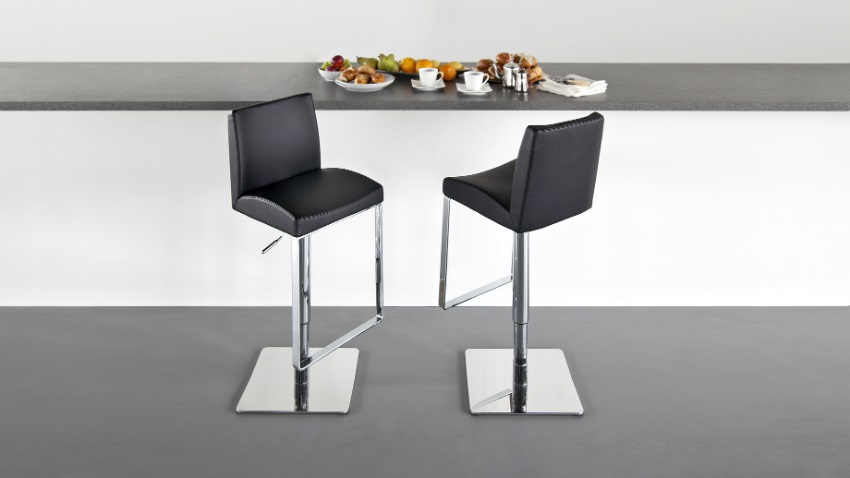 Sgabello ergonomico: comodo ed elegante dalani e ora westwing Sgabelli moderni per cucina