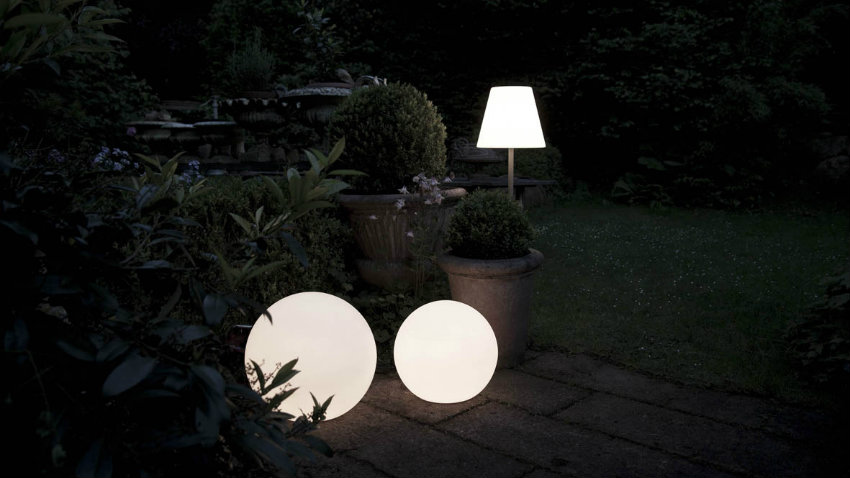 Lampade da esterno a led: luci nella notte dalani e ora westwing Lampade giardino led