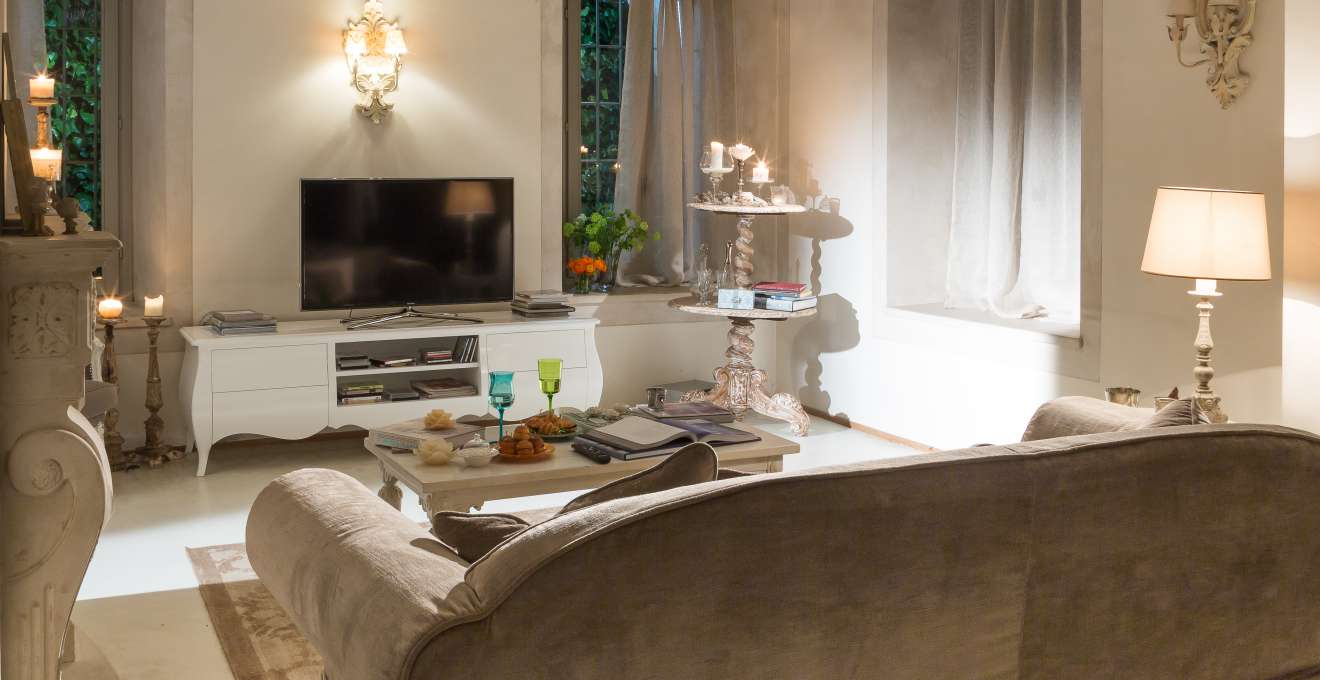 Mensole per il soggiorno: accessori di stile - Dalani e ora Westwing Mensole per il soggiorno: accessori di stile - Dalani e ora Westwing