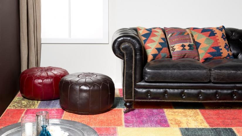 sofa Chesterfield w stylu kolonialnym
