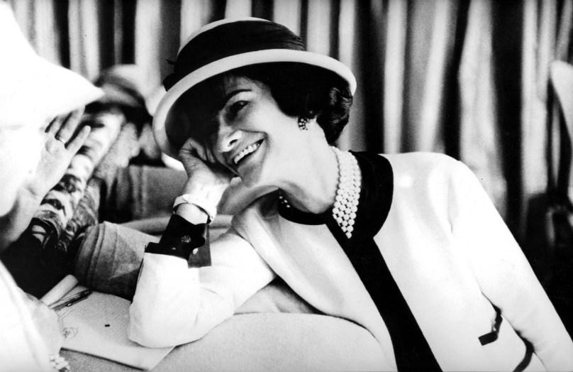 Die 7 Stil-Regeln von Coco Chanel