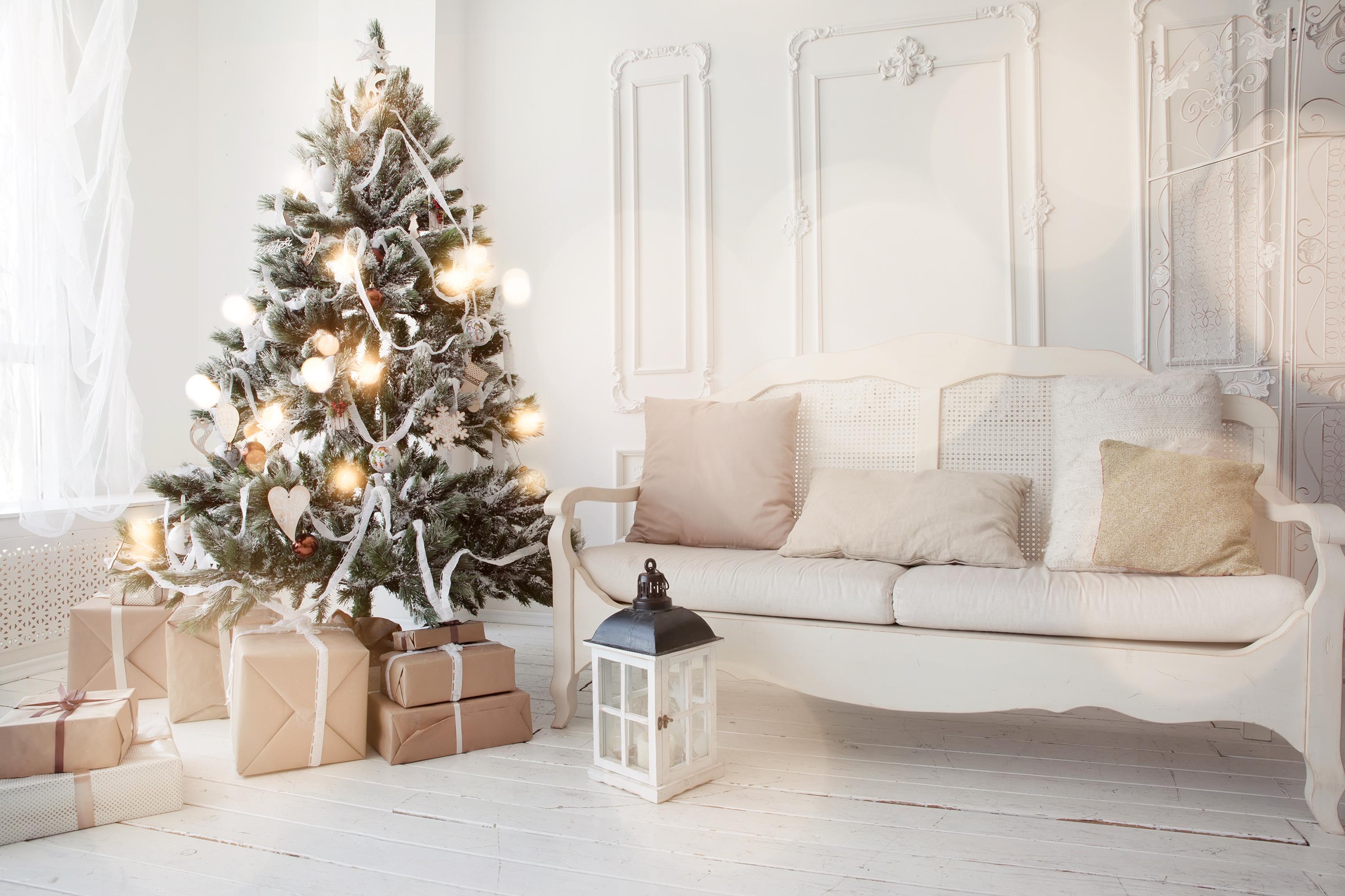 luces navidad y árbol