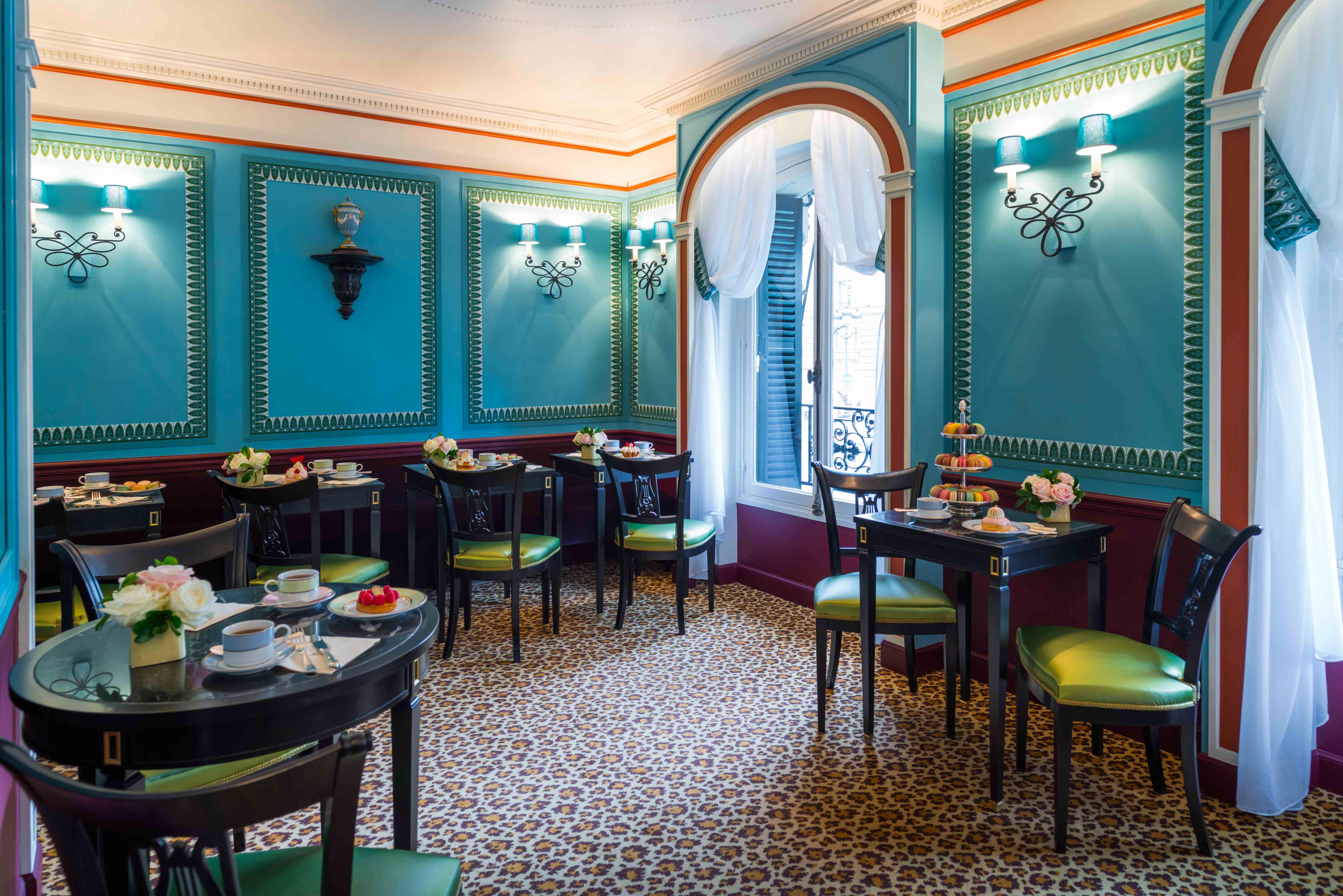 LadorÇe Royale Salon
