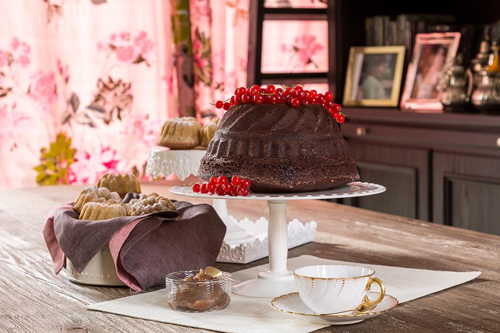 Come fare un Bundt Ricette Dolci Csaba dalla Zorza Bundt al Cioccolato Come-fare-un-bundt, Ricetta-bundt, Bundt-al-cioccolato, Mini-bundt-vaniglia-e-cannella, Dolci, Cucina, Ricette, Ingredienti