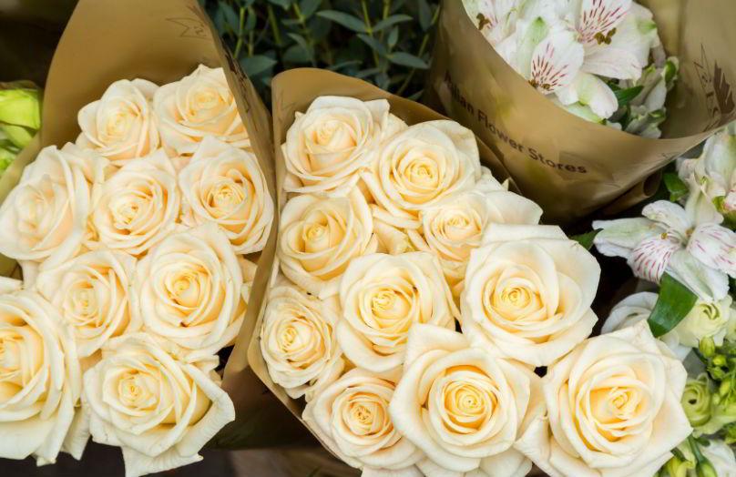 Decorare con un fiore - I consigli di Frida's