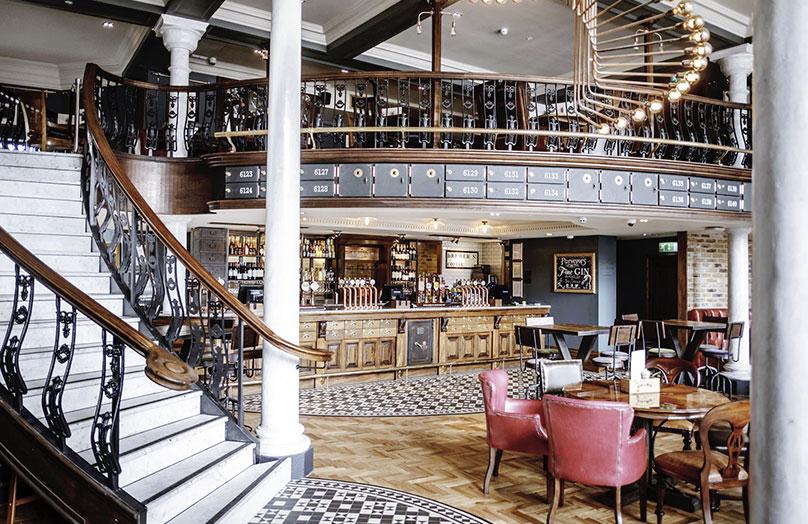 The Barrowboy & Banker - È a Londra il pub in stile Apothecary più cool