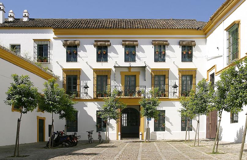 Las Casas del Rey de Baeza: Sereniteit in Sevilla