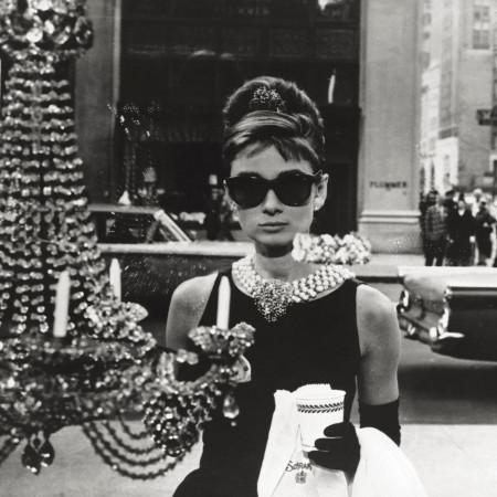 Mieszkaj jak Audrey Hepburn w Śniadaniu u Tiffany’ego!