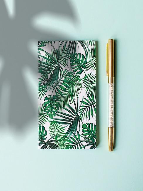 Bullet Journal Bullet Journal con palme e penna