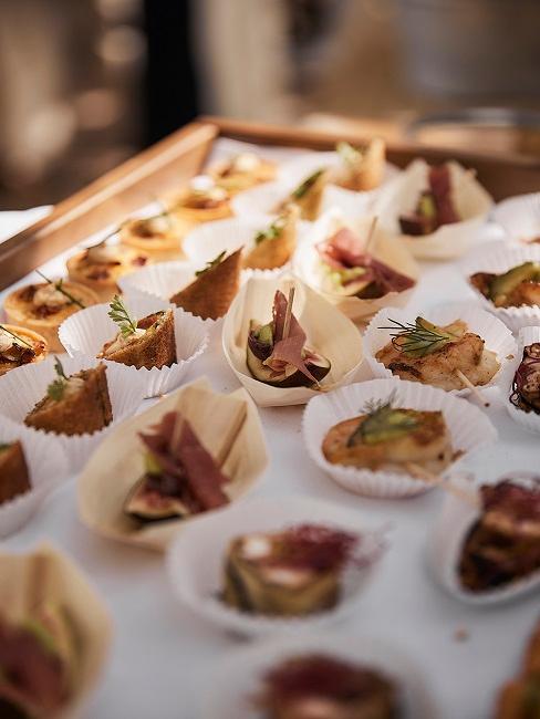vassoio con finger food salati