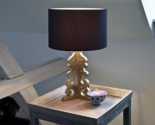 lampada nera