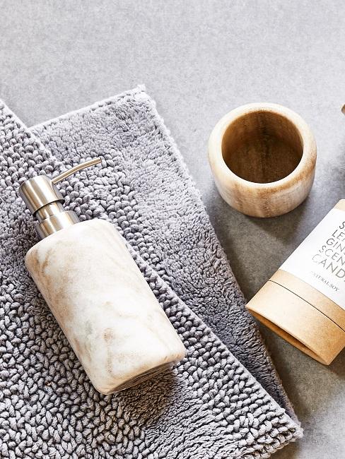 utensilios para el cuarto de baño