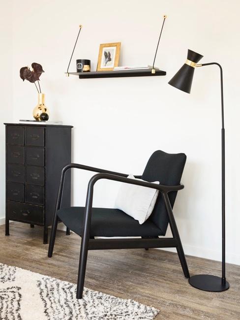 Decoración negro y dorado Sala de estar decorada en negro y dorado