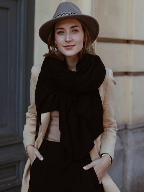 Portrait_Laura_Herz