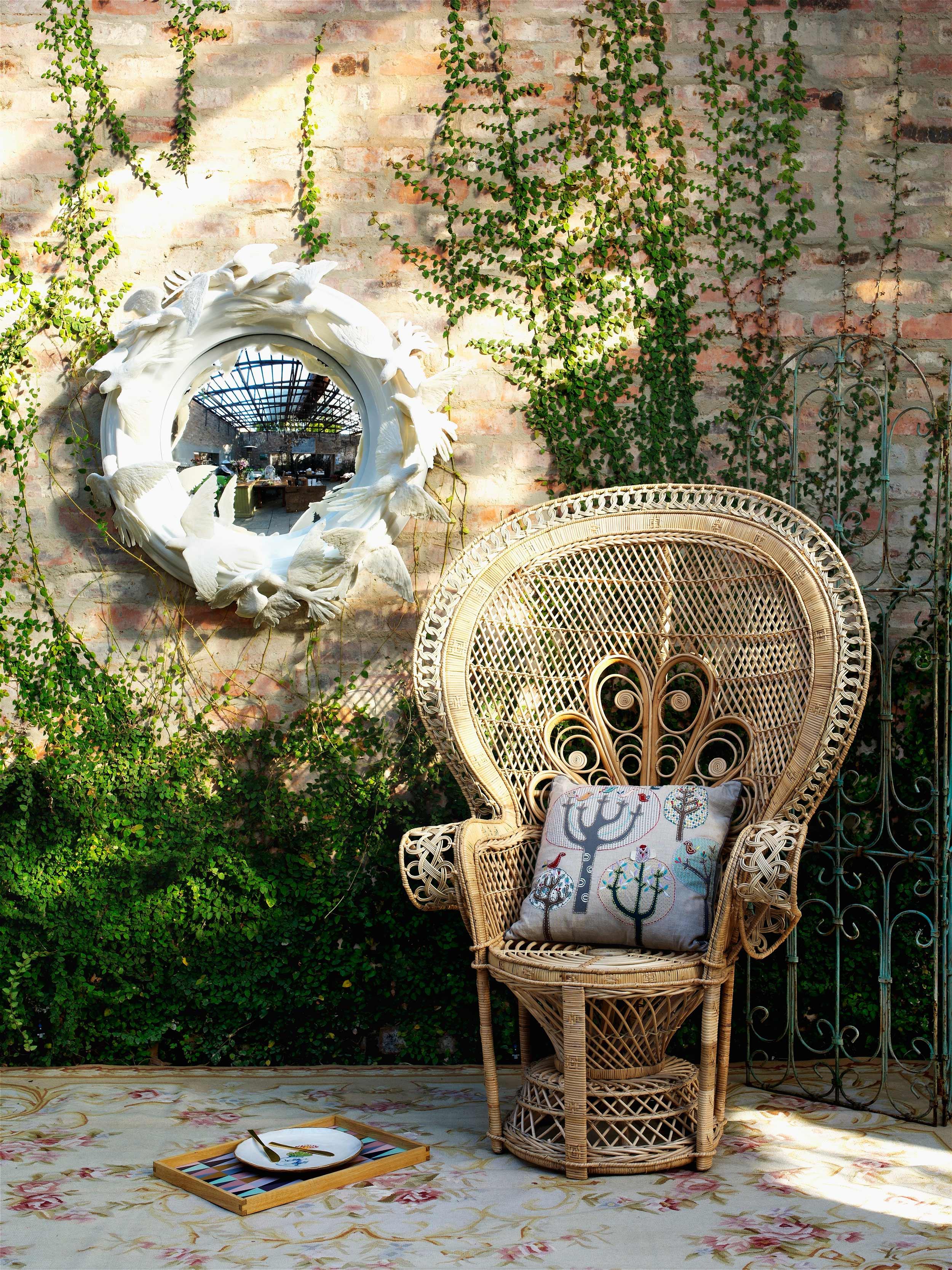 3.silla-emmanuelle_10-piezas-clave-que-tu-terraza-está-pidiendo_WESTWING-MAGAZINE