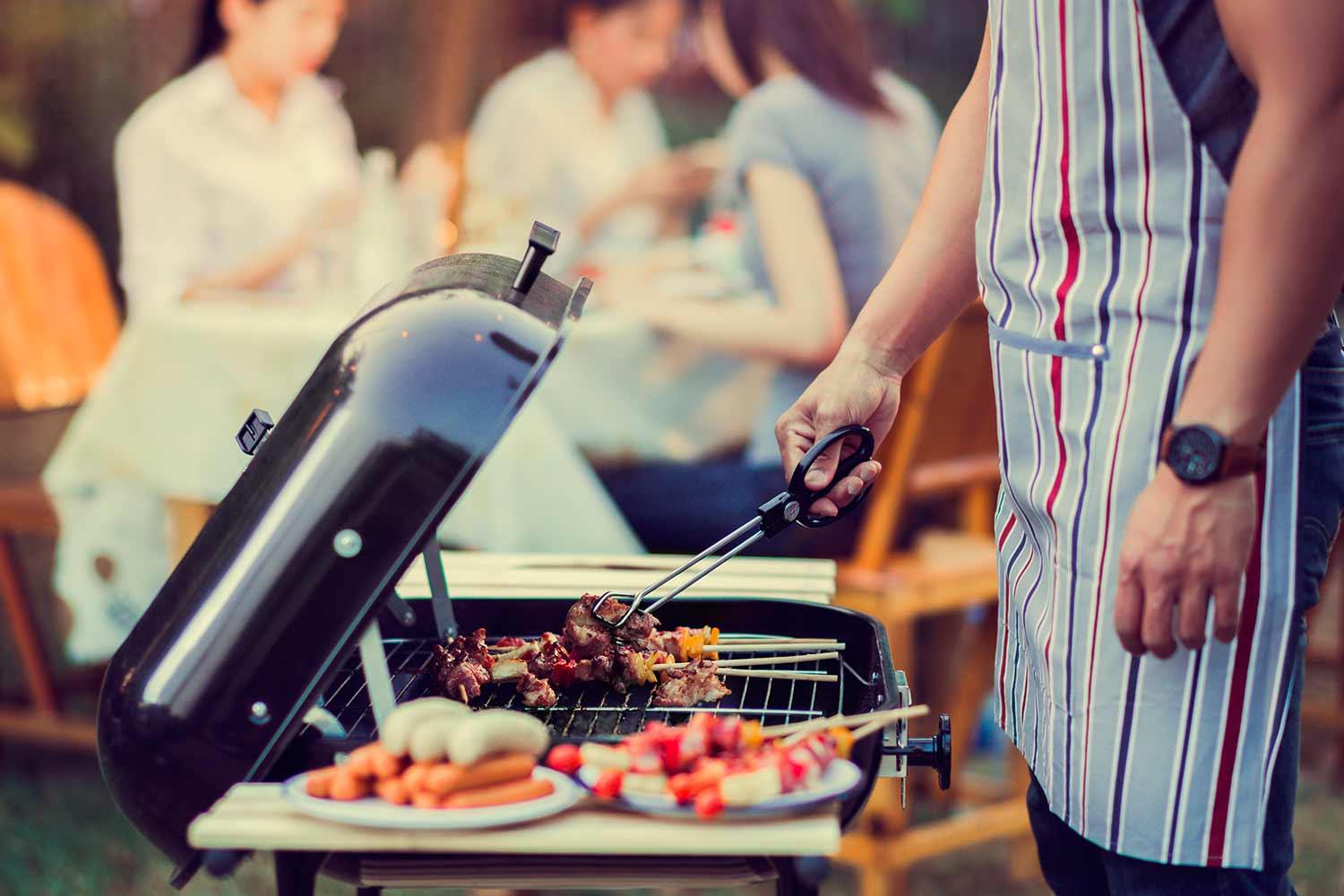 5.barbacoa_10-piezas-clave-que-tu-terraza-está-pidiendo_WESTWING-MAGAZINE