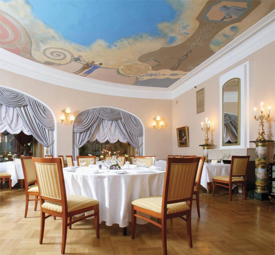 Hotel National a Mosca Art Nouveau Con Vista sul Cremlino Ristorante Hotel-National, Hotel-mosca, Hotel, Architettura, Arredamento, Stile, Storia, Art-nouveau, Mosca