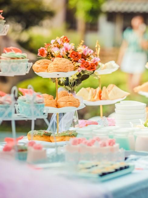 baby-shower-cupcakes-banner cupcakes para una fiesta