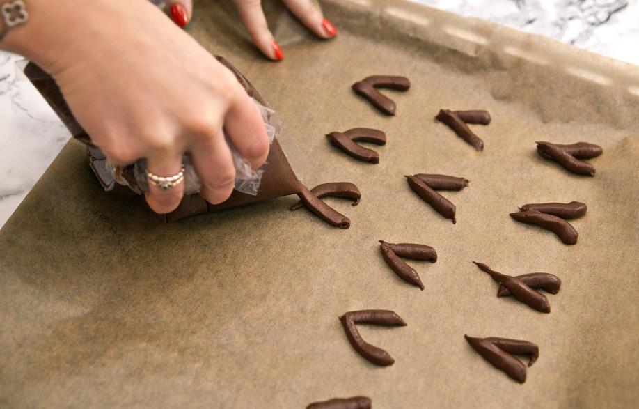 Biscotti di San Valentino in Cucina con Ricette Veloci per Dolci a Forma di Cuore Ingredienti Biscotti-di-san-valentino, San-Valentino, Biscotti, Dolci, Ricette, Cucina, Idee