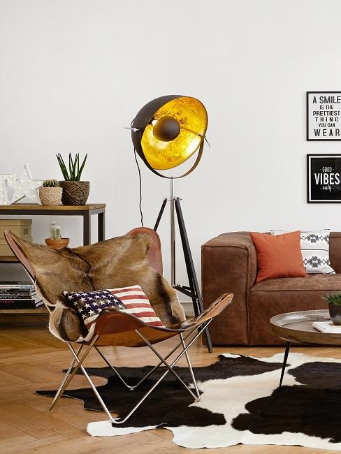 Butterfly Sessel im Wohnzimmer mit Country Flair