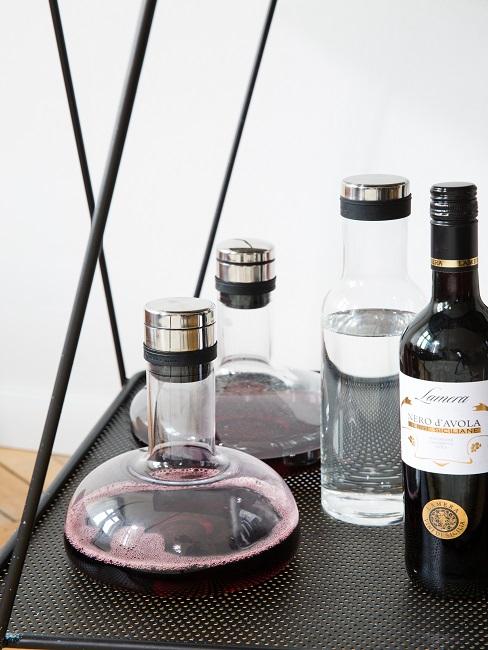 Wein Dekanter auf Bar