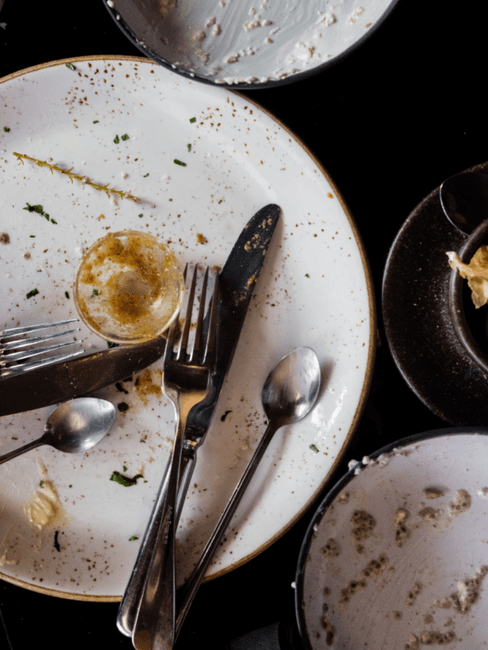 Brunch Lege borden op een tafel
