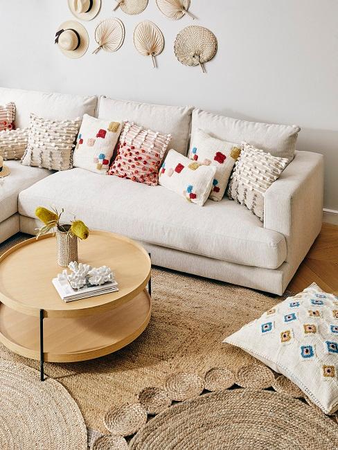 Wohnzimmer im natürlichen Ibiza Look