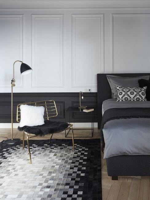 designer schlafzimmer Elegantes Schlafzimmer in Schwarz-Weiß, dazu Golddetails