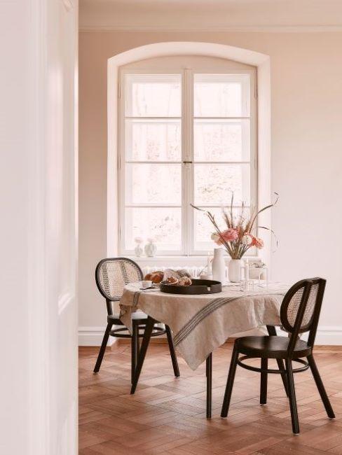 Relax Ed Eleganza Grazie Alle Pareti Color Sabbia Westwing