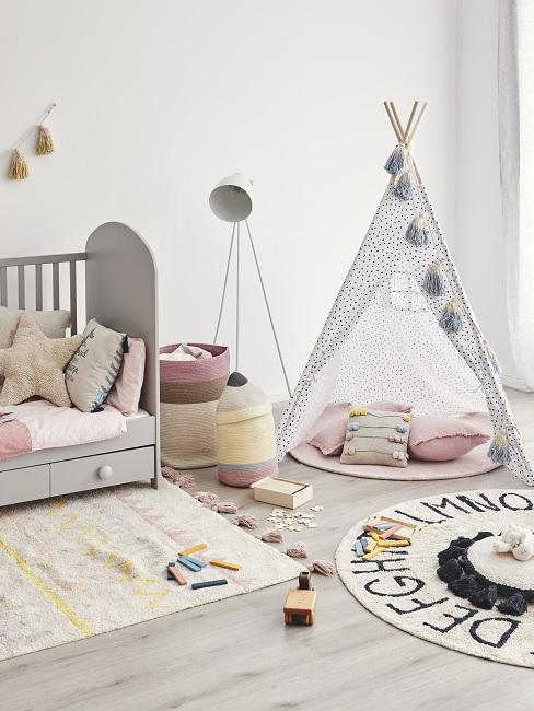 Indianer Kinderzimmer Banner Indianer Kinderzimmer mit Bett, Teppichen, Tipi und Deko
