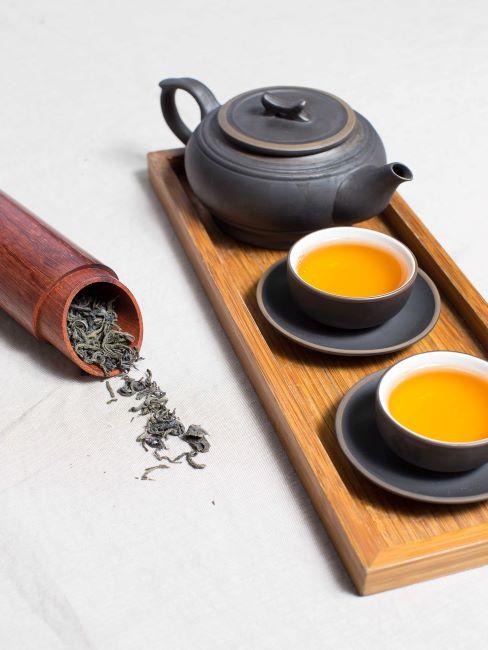 cérémonie-de-thé the japonais, mathca, the vert, theiere et tasses a the traditionnels