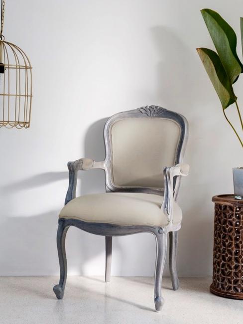 Deko Vogelkäfig Vogelkäfig als Lampe umfunktioniert im Wohnzimmer
