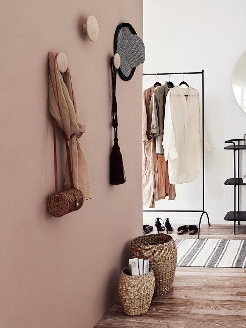 Garderobe mit Wandhaken