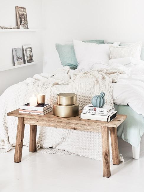 Schlafzimmer im Landhausstil im Weiß