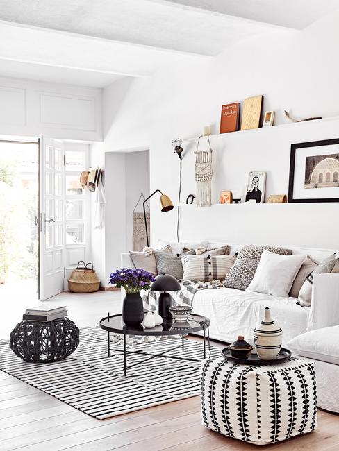 Swobodny salon w stylu boho