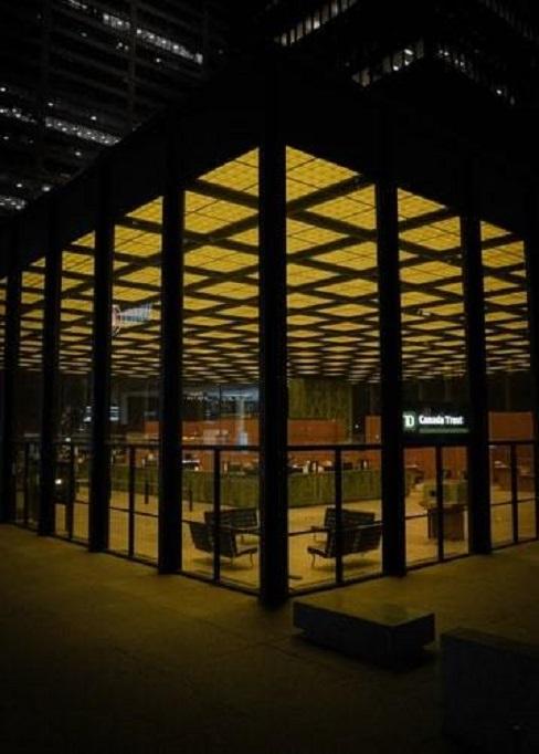 mies van der rohe Budynek zaprojektowany przez Mies van der Rohe