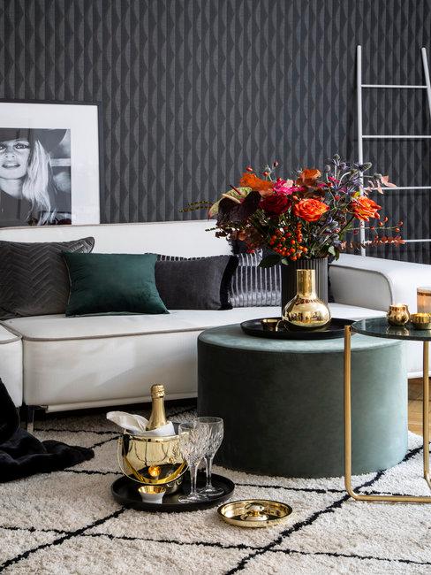 printed-wallpaper Donker behang met lichte bank