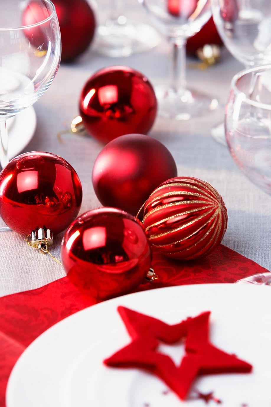 Dalani, Natale, La Tavola, Mise En Place con Palline e Stelline Decorative Rosse Dalani, Natale, Casa, Colori, Decorazioni, Idee, Fai da Te