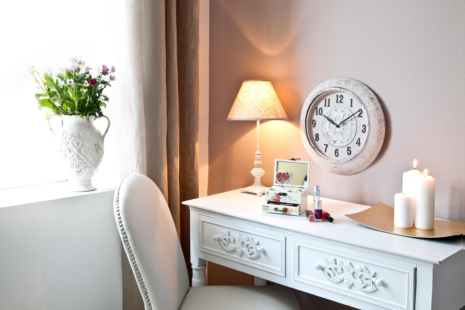 Casa Romantica in Stile Shabby Chic Casa romantica, Casa, Idee, Arredamento, Colori, Shabby