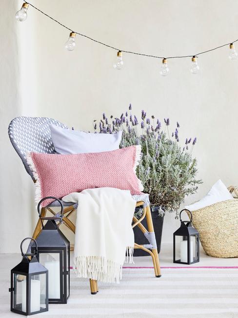 zahradní koutek s osvětlením