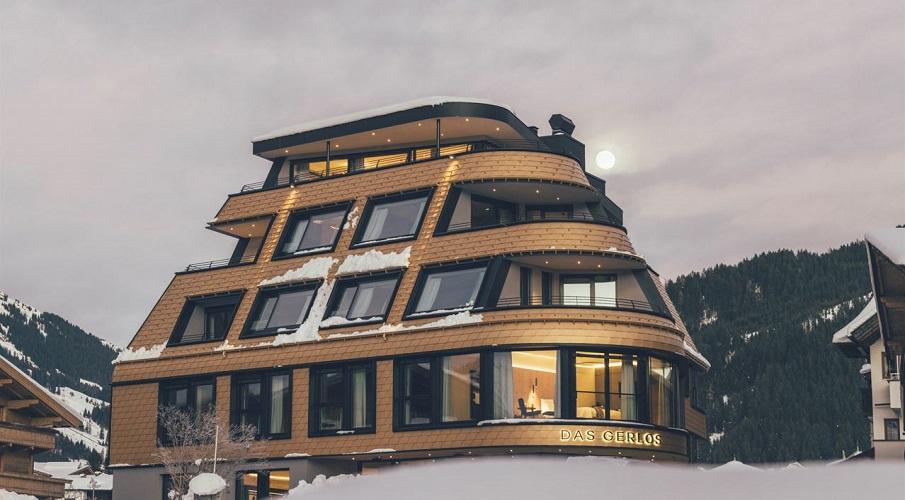 Winteraktivitaeten Hotel Zillertal Aussenansicht Panorama