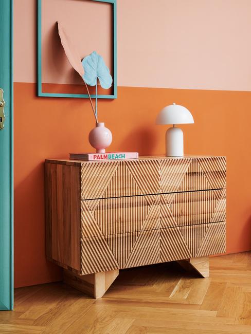 Vintage Stil einrichten Sideboard Tischlampe Deko