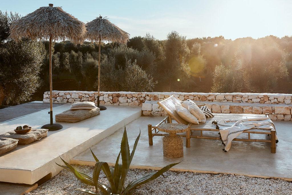 Terraza amplia y soleada de estilo mallorquín