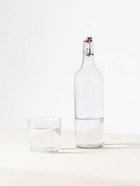 botella reutilizable de agua
