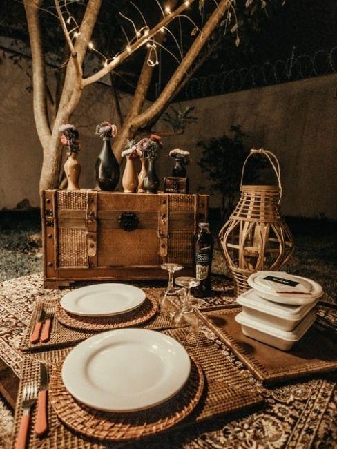 Picnic para una cena de san valentin en casa