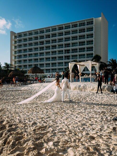 boda en la playa hotel