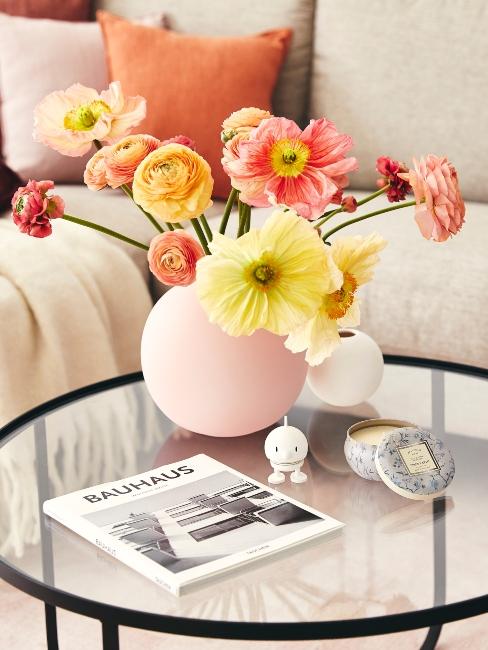 BAUHAUS table basse bouquet de fleurs