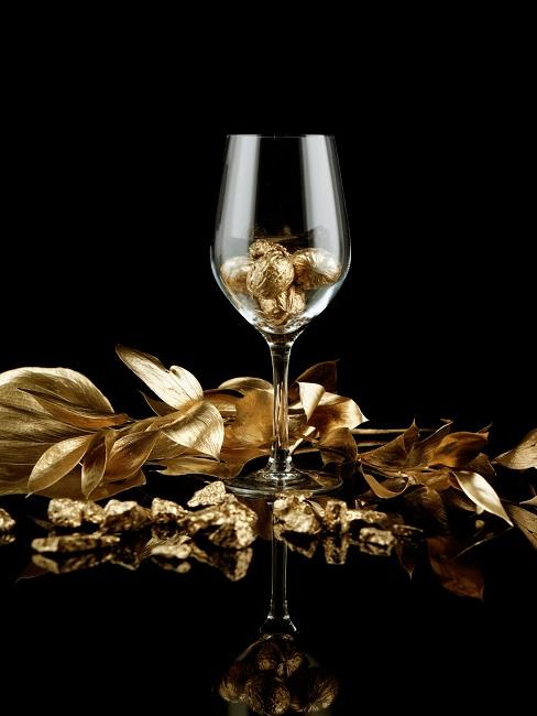 deco noire et dorée verre à vin