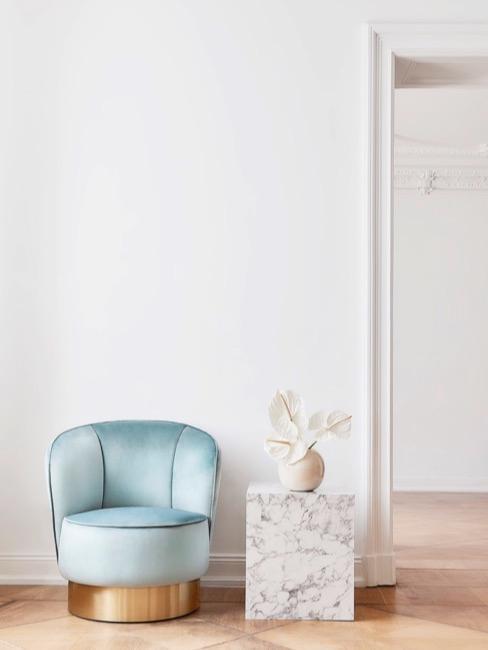 petit fauteuil bleu turquoise