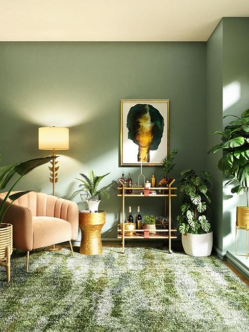 salon tropical avec mur vert